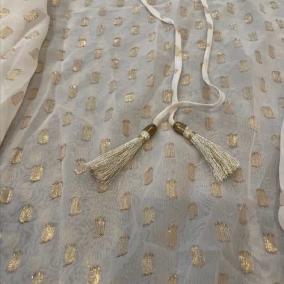 Beach Cover-up - Picture 3 of 3